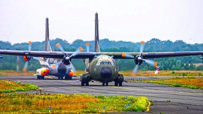 Close-up de aviones C-160, 50, 40 German Air Force LTG 63 en el aeropuerto de Munster Osnabruck