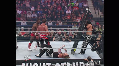 The Hardy Boyz Vs World's Greatest Tag Team - Ladder Match - Campeonatos Mundiales en Parejas de WWE - One Night Stand 2007