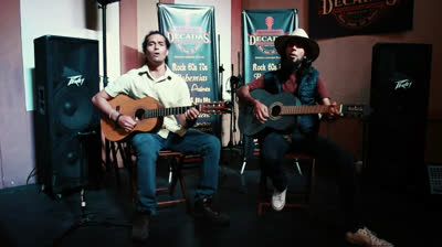 Huarache Verde - Moliendo Café (La Molienda) en decadas café - Son Cubano