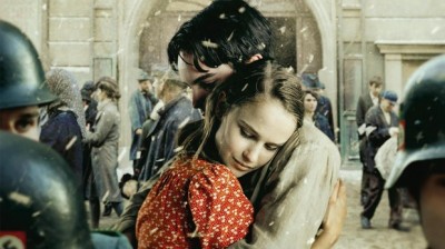 Tráiler en castellano de “El amor en su lugar”