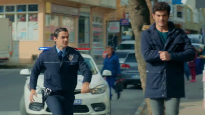 Bizim Hikaye - Nuestra Historia - capitulo 52 - audio español