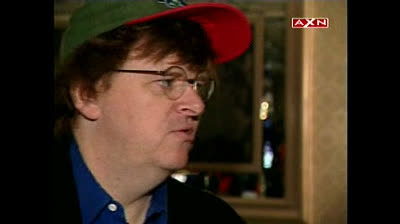1x09. La América de Michael Moore. La Cruda Realidad (The Awful Truth)