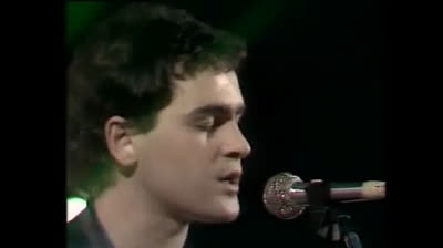 Burning - Que hace una chica como tu en un sitio como este