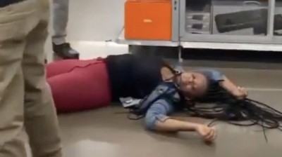 Women fight...for a Play Station 5!