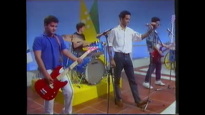 Los Nikis - Voy a Benidorm