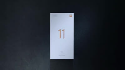 Unboxing of Xiaomi Mi 11