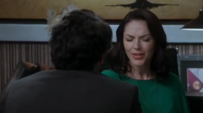 Caer en tentación Capítulo 22 - ¡Santiago y Raquel son acusados de asesinar a Carolina!