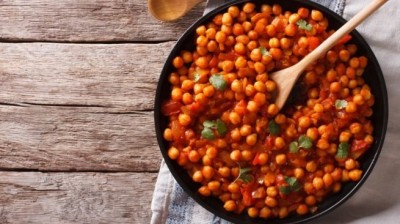 Receta rápida de garbanzos con tomate