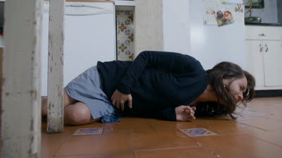 Caer en tentación Capítulo 46 - Damián presencia el parto de Carolina