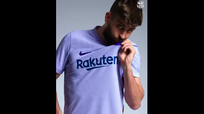 El Barça presenta su segunda equipación para la temporada 2021-2022