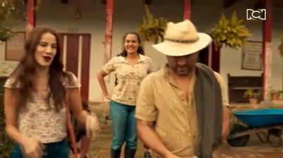 Café con aroma de mujer C60 - 2021